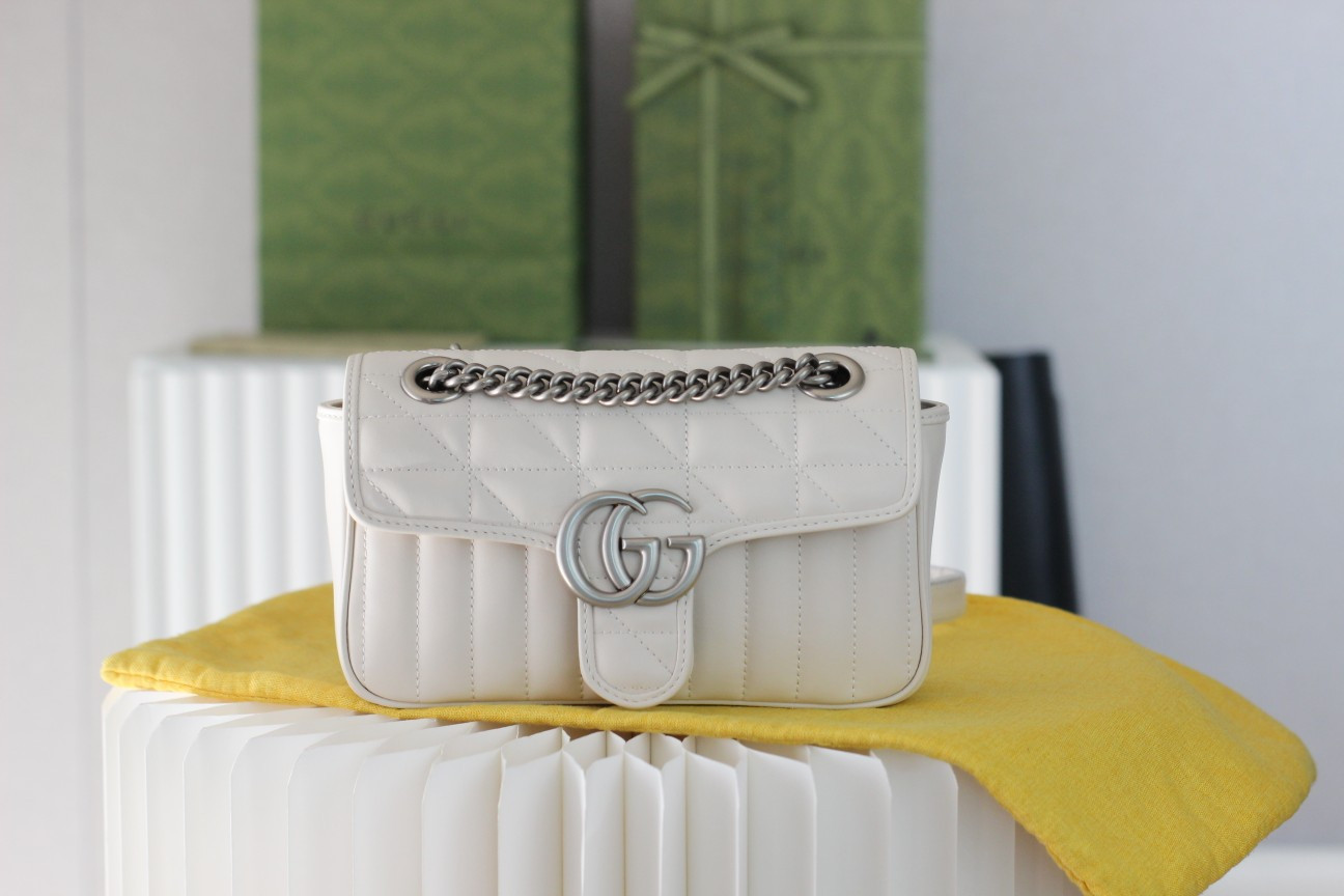 G*u*i gg marmont bag