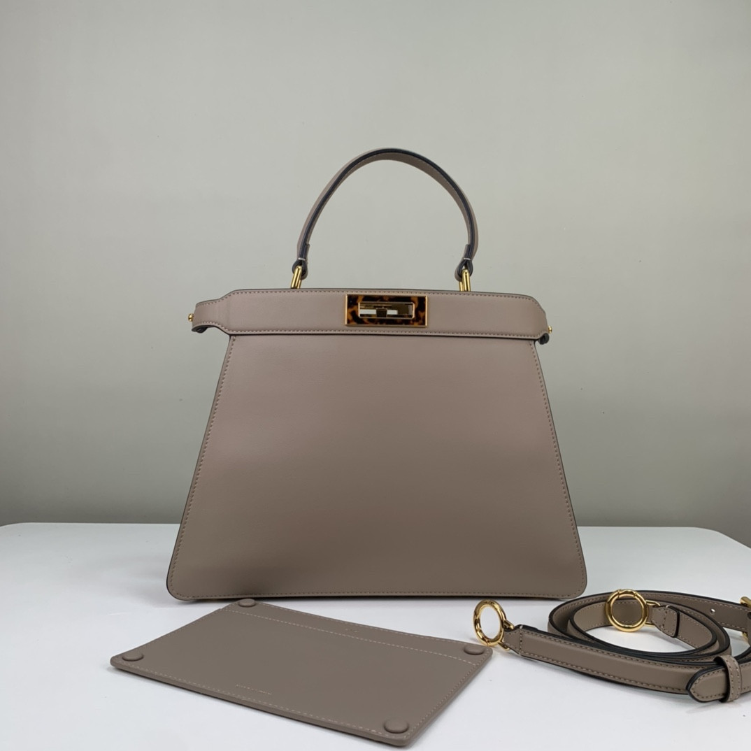Fendi Peekaboo Iseeu Medium Bag