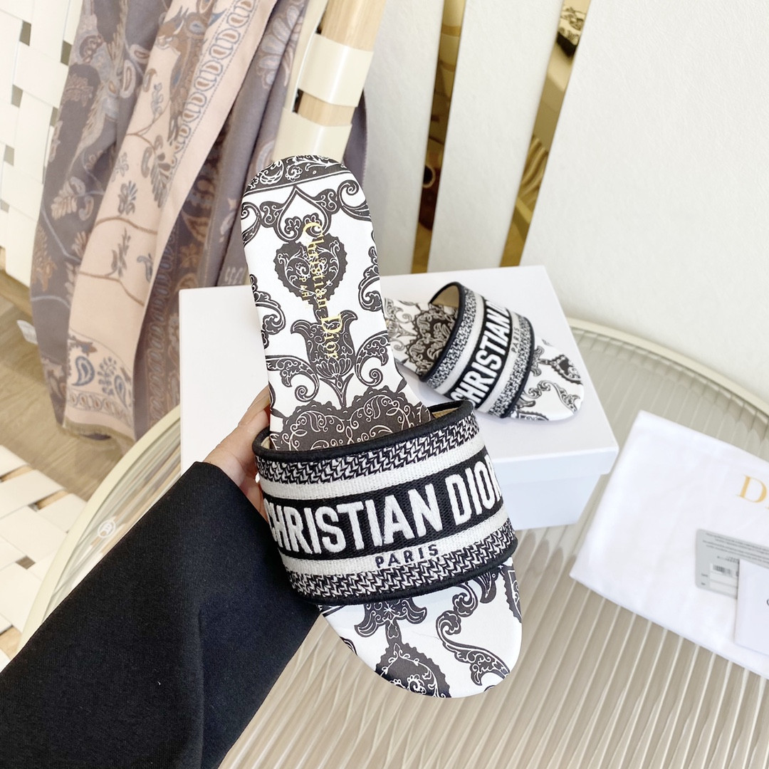 Dior Slippers