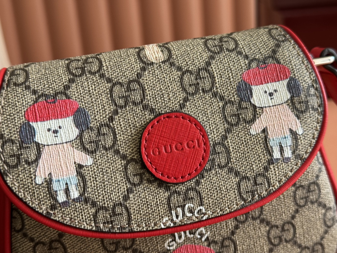 G*u*i children printed shoulder bag