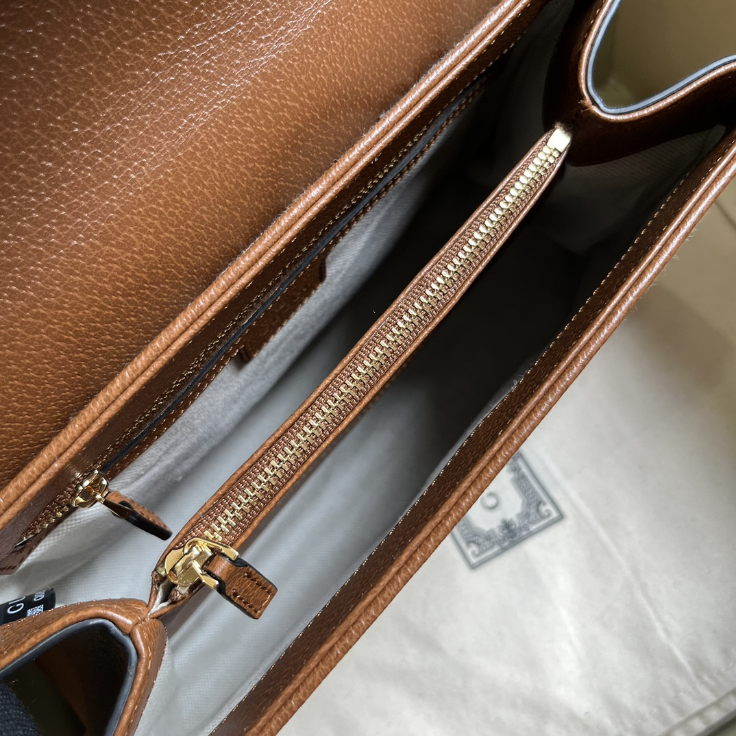 G*u*i horsebit 1955 bag