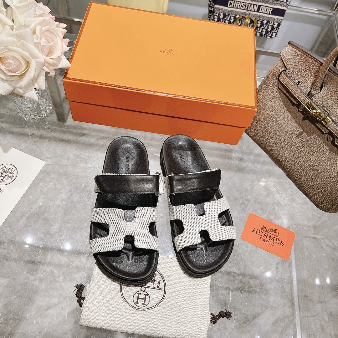 Hermes Chypre Slippers