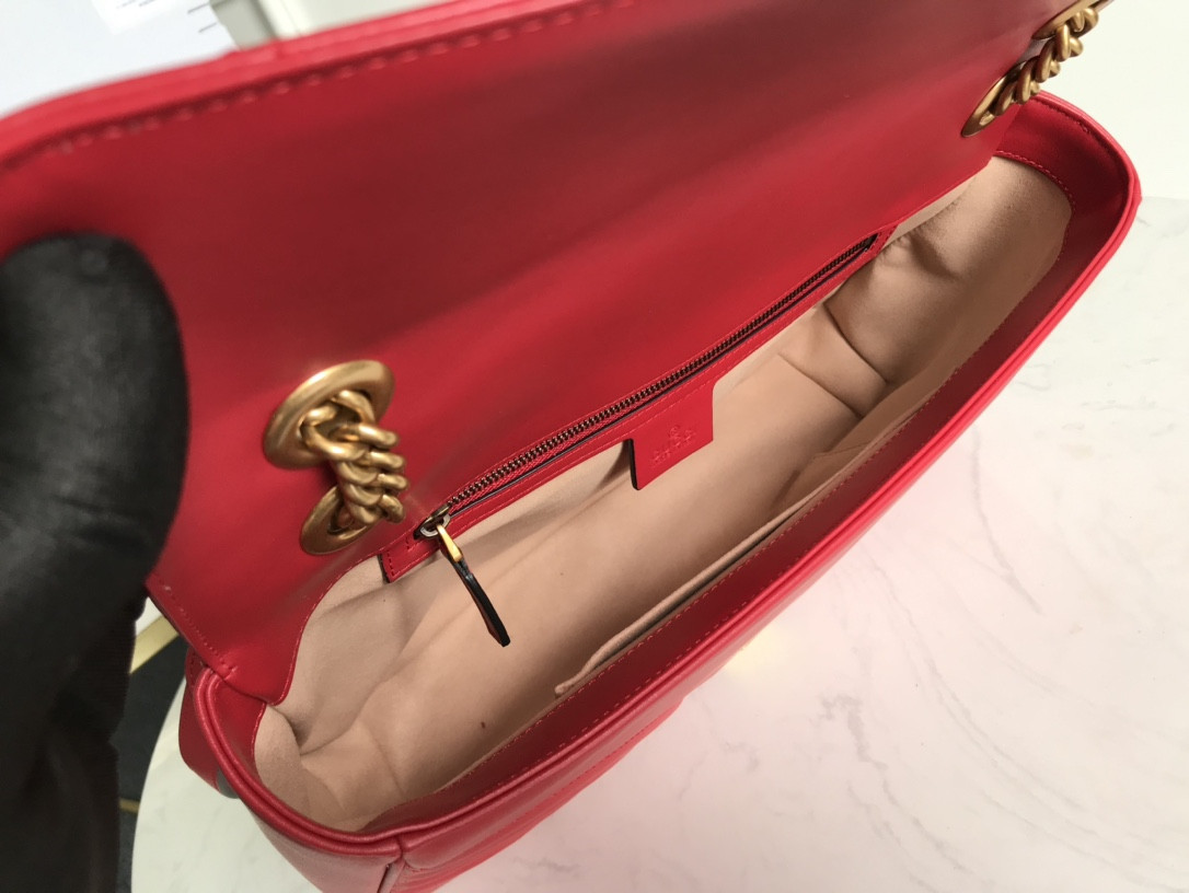 G*u*i gg marmont bag