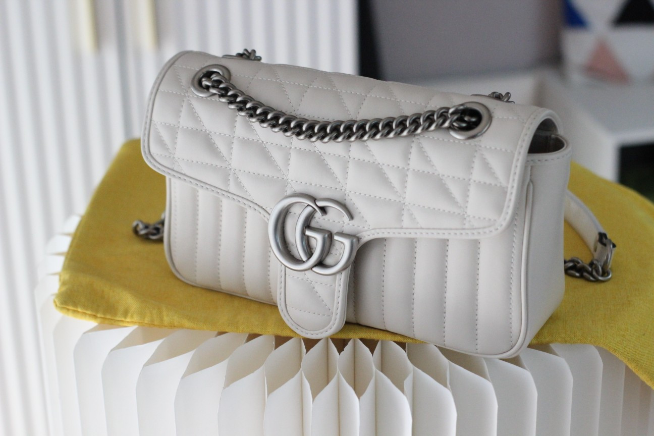 G*u*i gg marmont bag