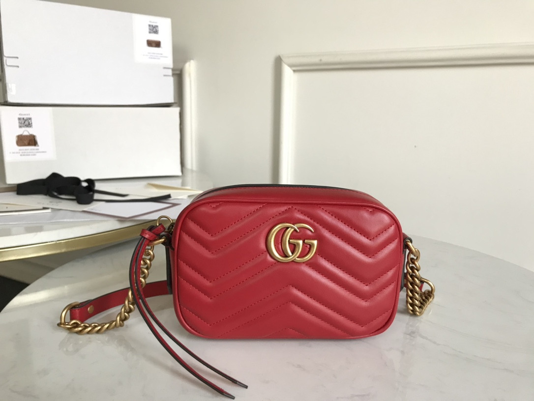 G*u*i gg marmont bag