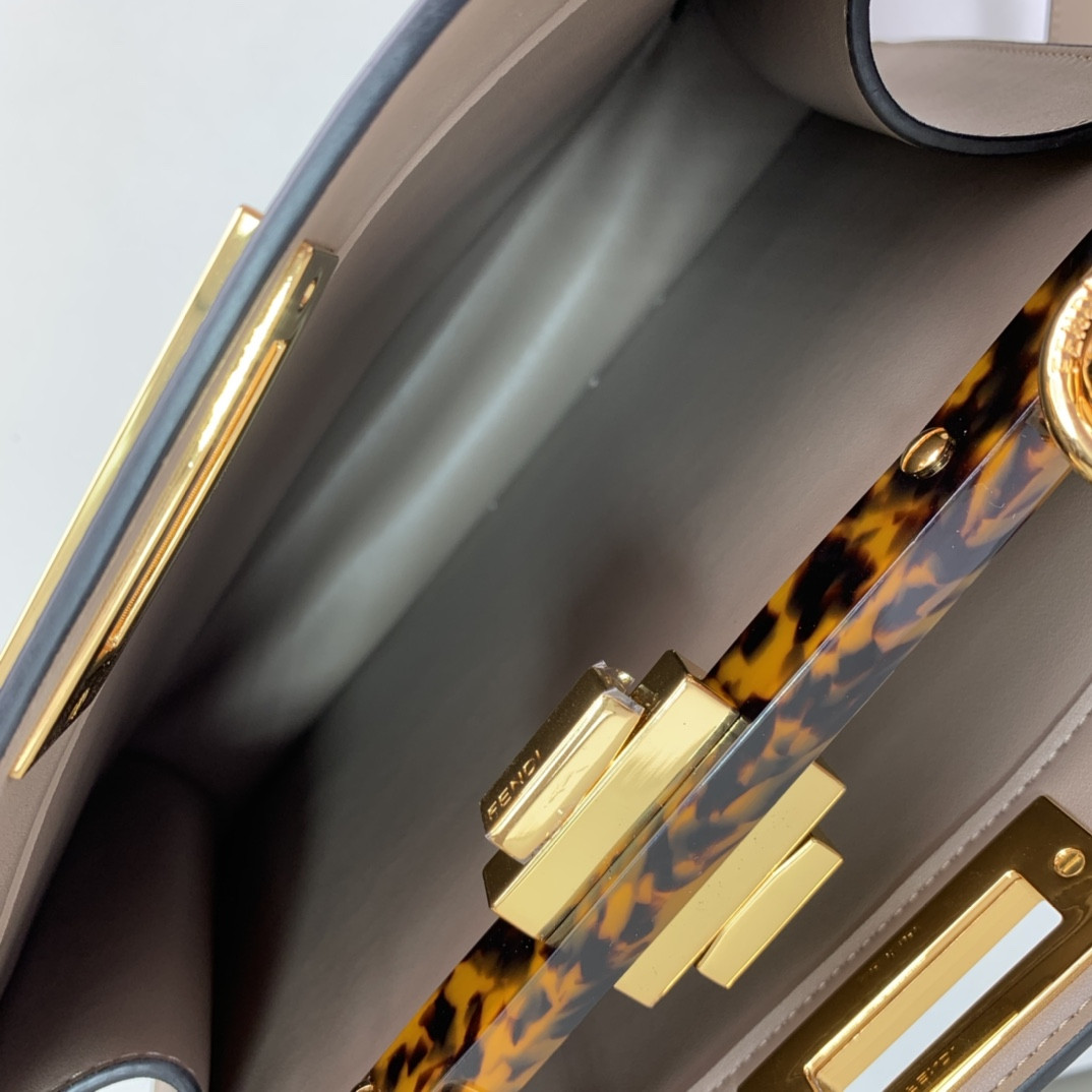 Fendi Peekaboo Iseeu Medium Bag