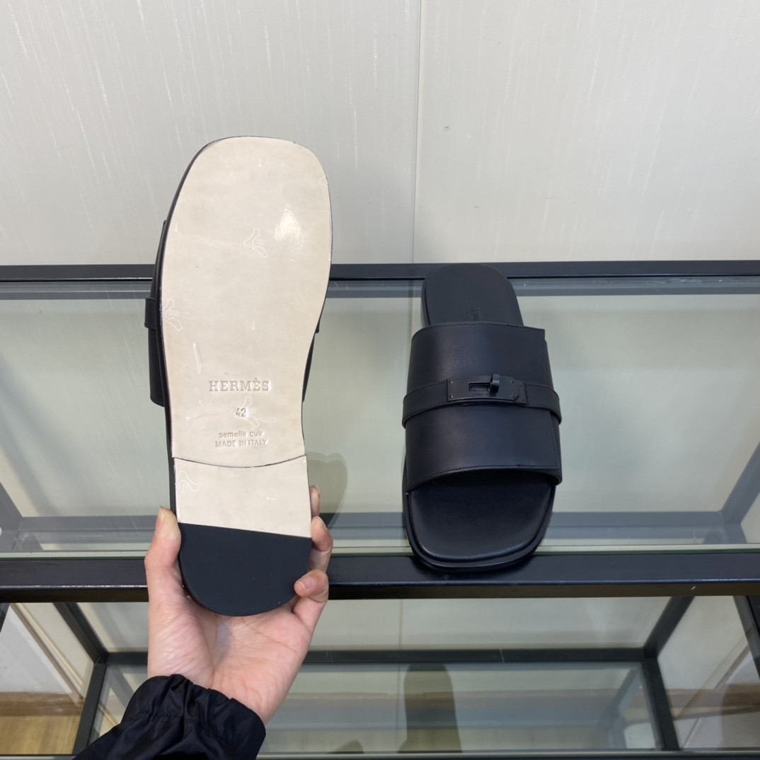 HERMES KELLY LOCK SLIPPERS