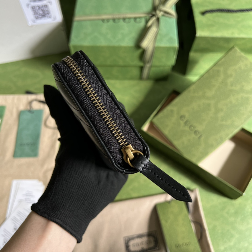 G*u*i gg marmont bag