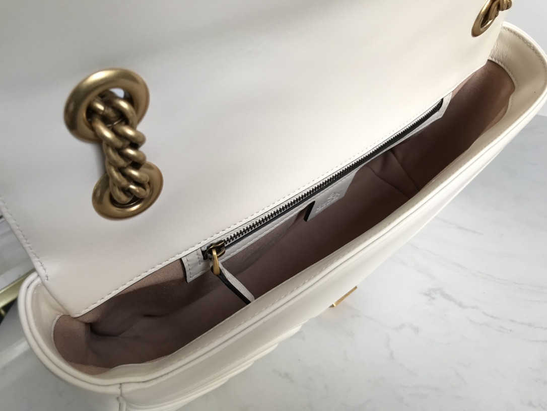 G*u*i gg marmont bag