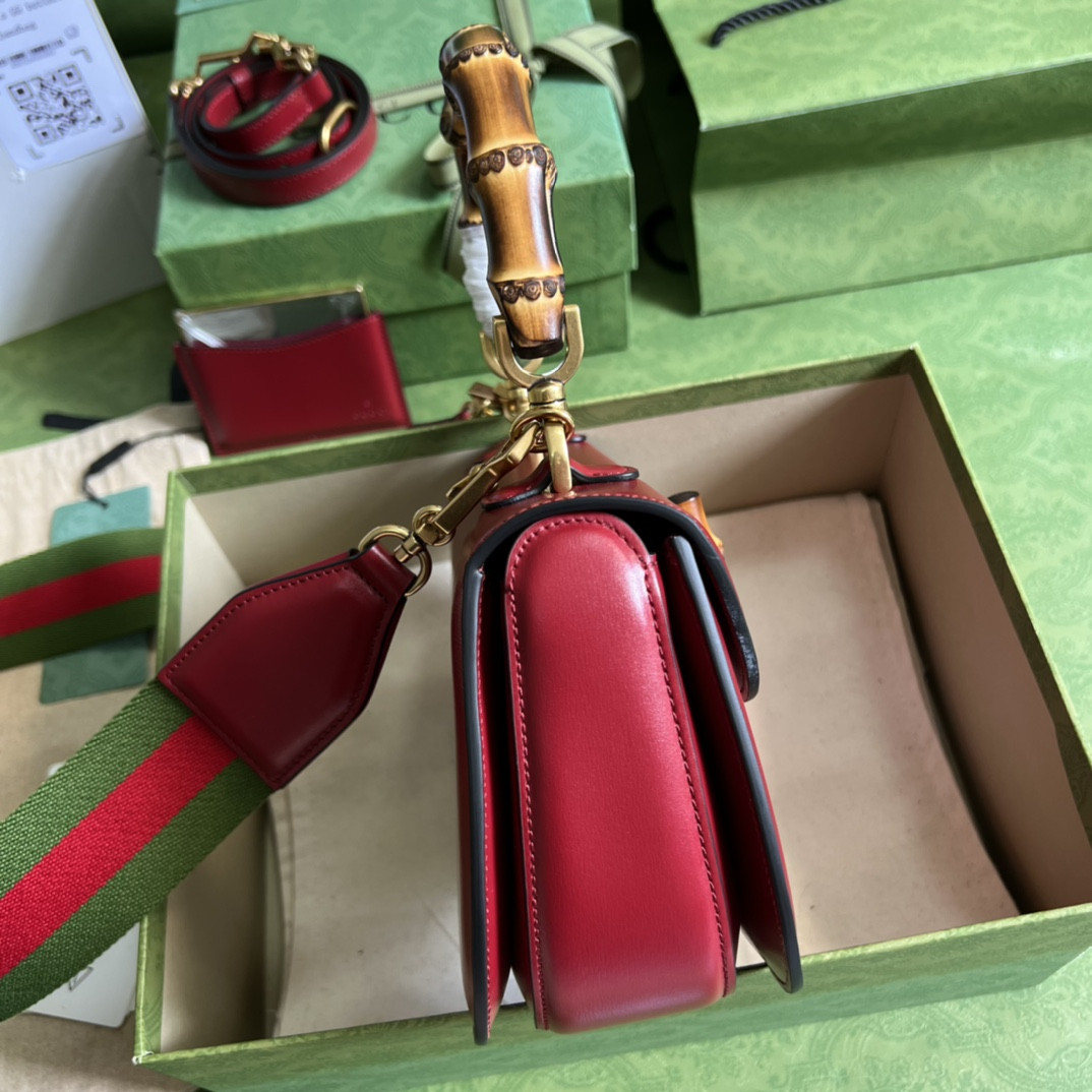 G*u*i bamboo 1947 bag