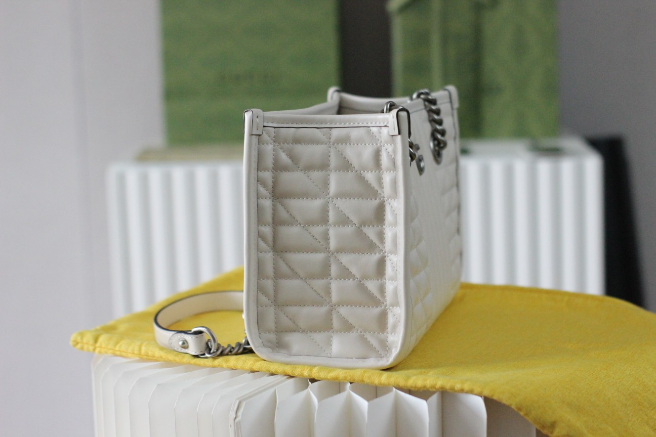 G*u*i gg marmont bag