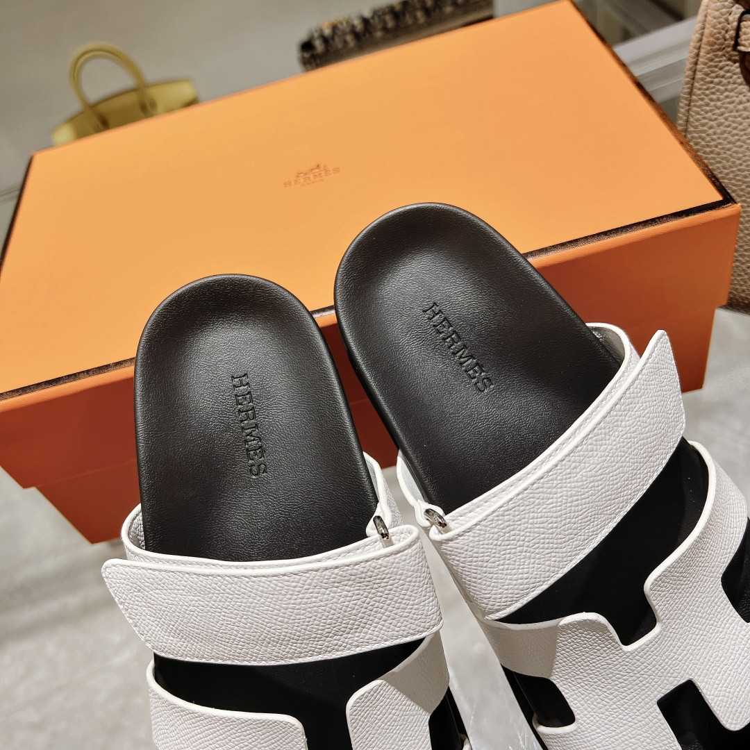 Hermes Chypre Slippers