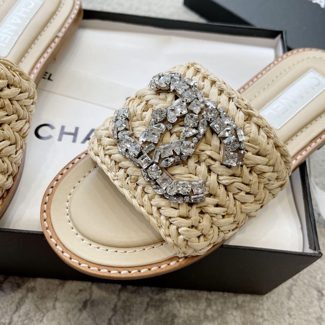CHANEL BING BING 23P Slippers