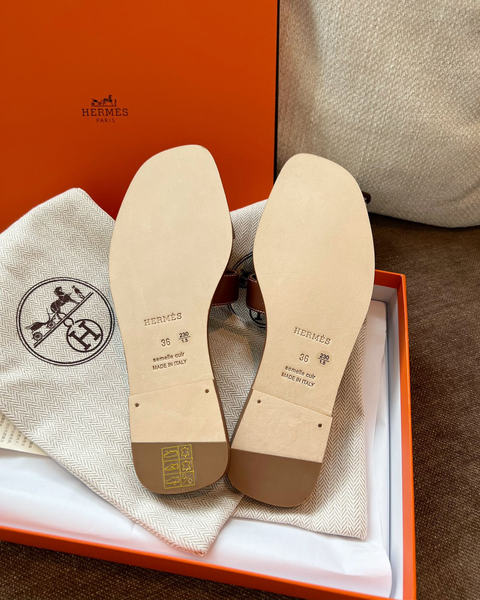 Hermes Oran Slippers