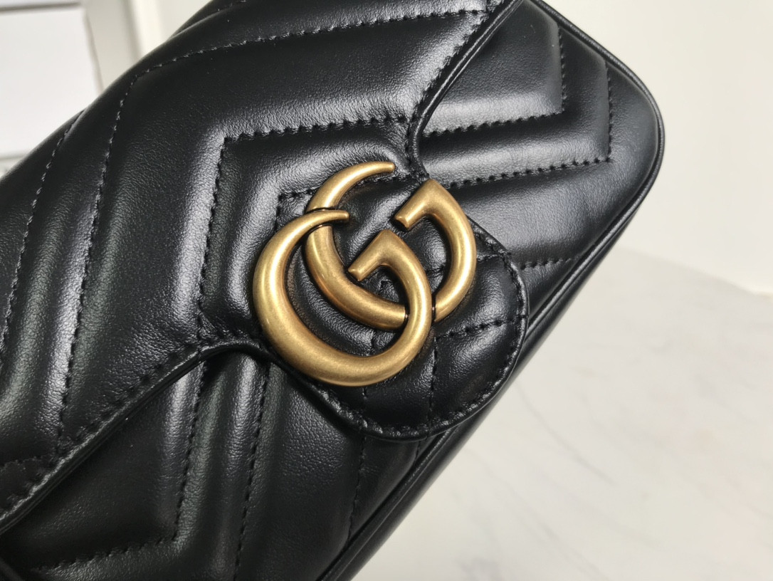 G*u*i gg marmont bag