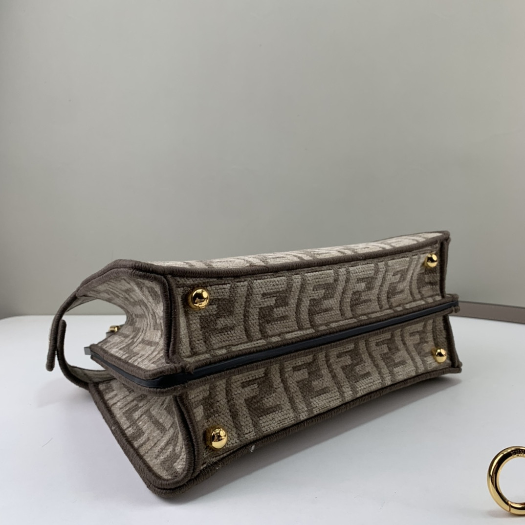 Fendi Peekaboo Iseeu Small