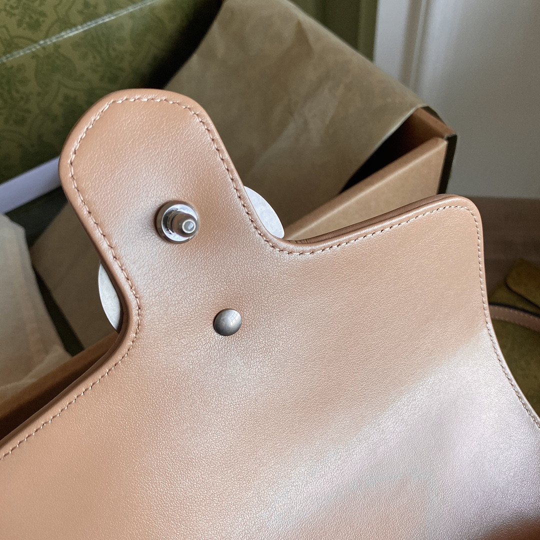 G*u*i gg marmont bag