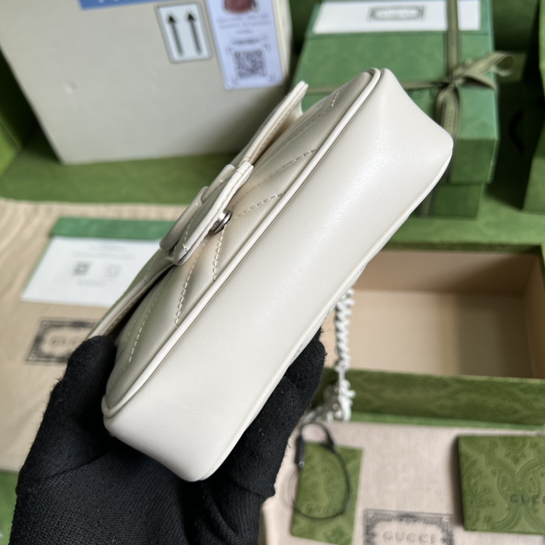 G*u*i gg marmont bag