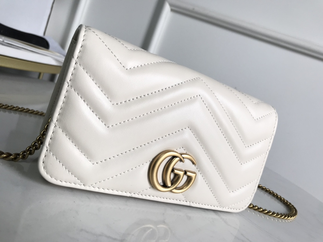 G*u*i gg marmont bag