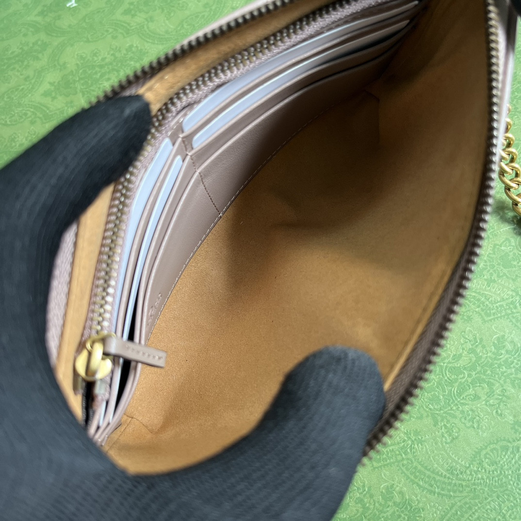 G*u*i gg marmont bag