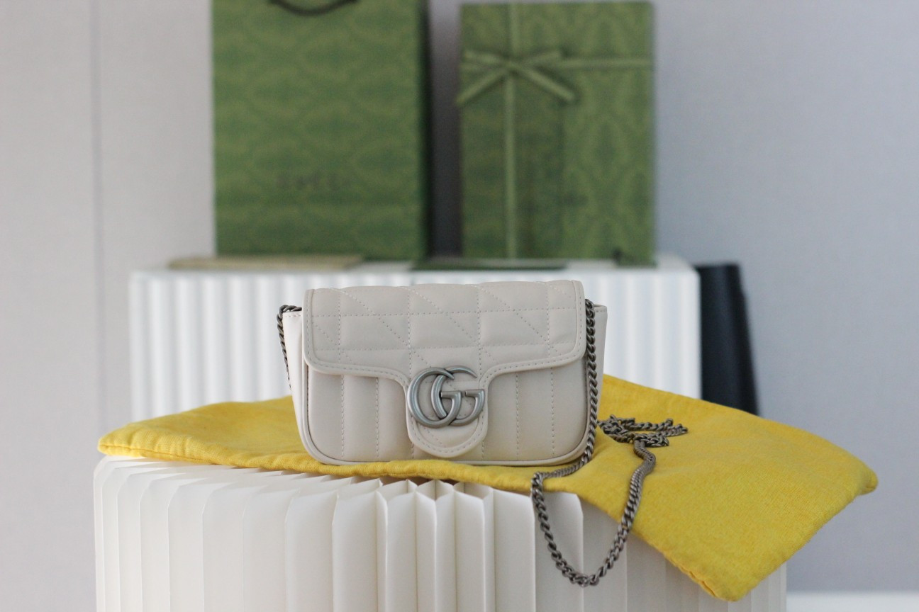 G*u*i gg marmont bag