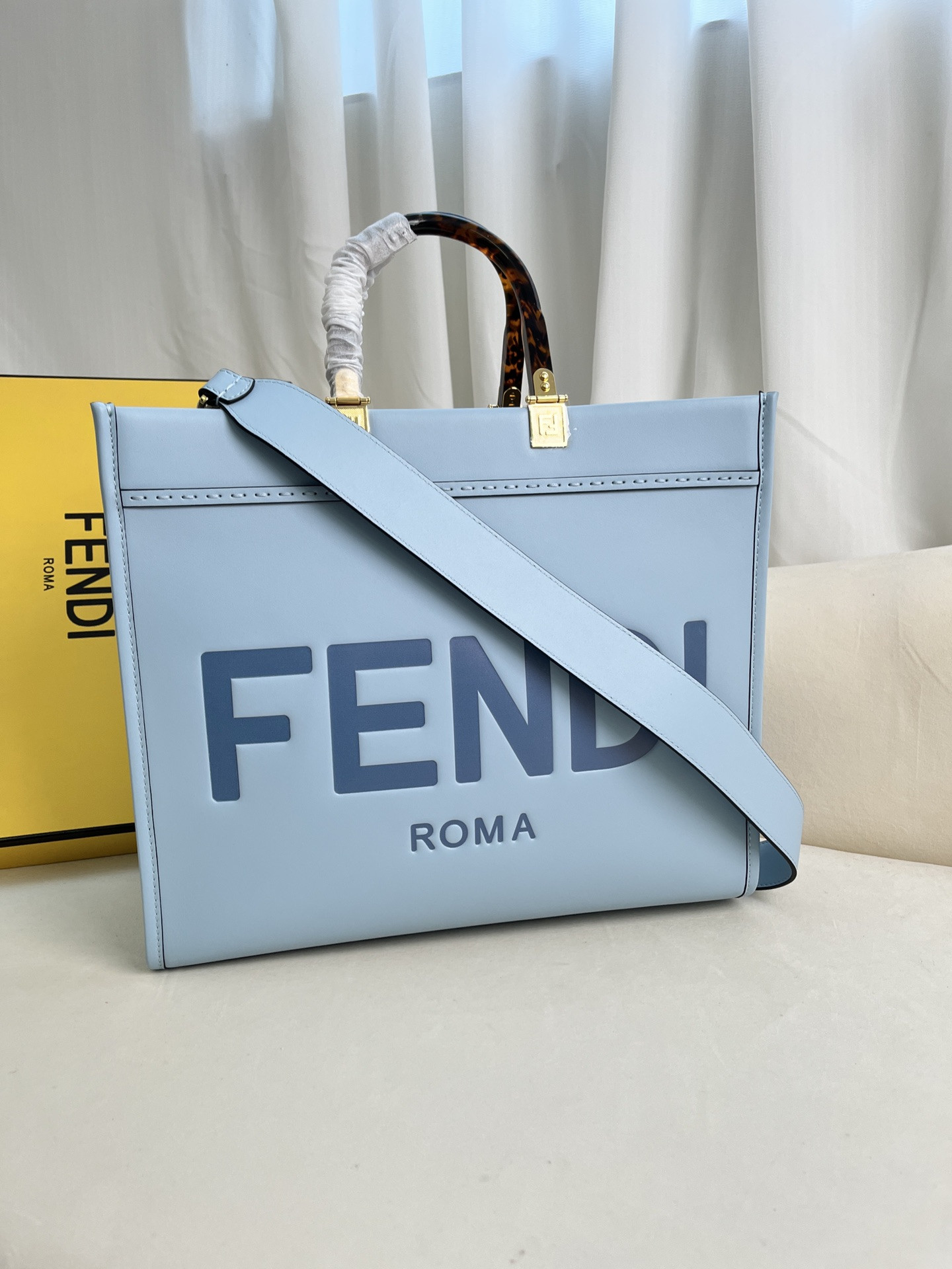 FENDI SUNSHINE TOTE