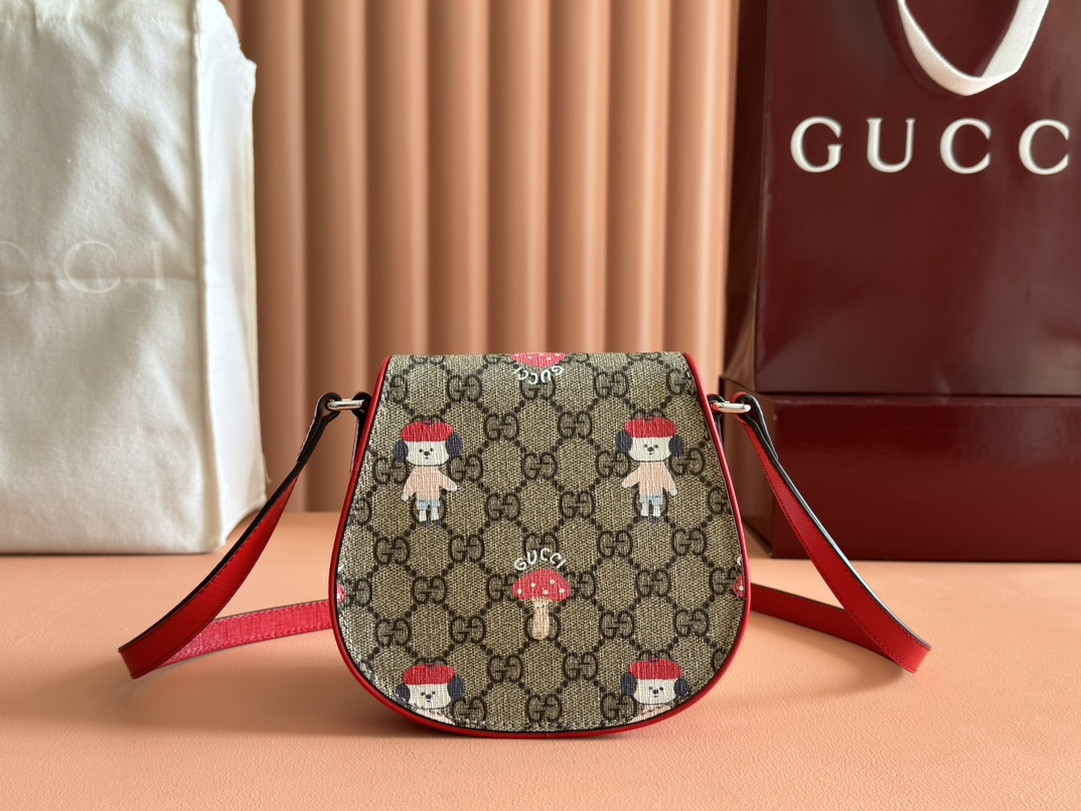 G*u*i children printed shoulder bag