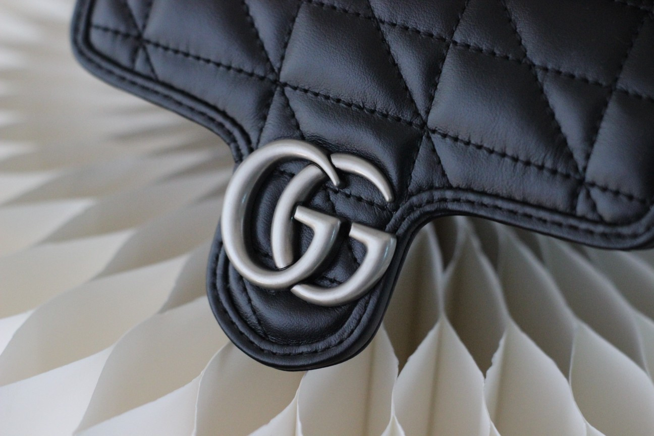 G*u*i gg marmont bag