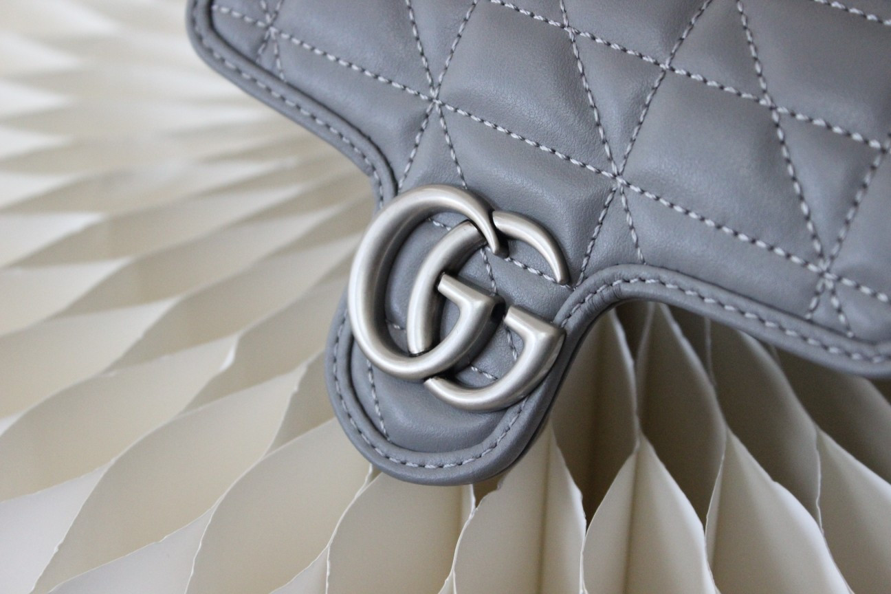 G*u*i gg marmont bag