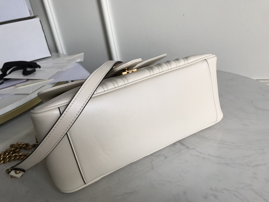 G*u*i gg marmont bag