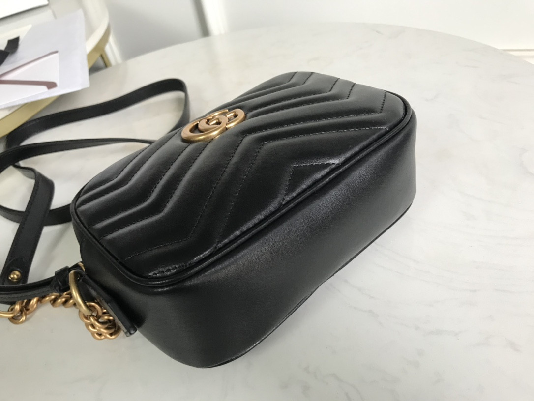 G*u*i gg marmont bag