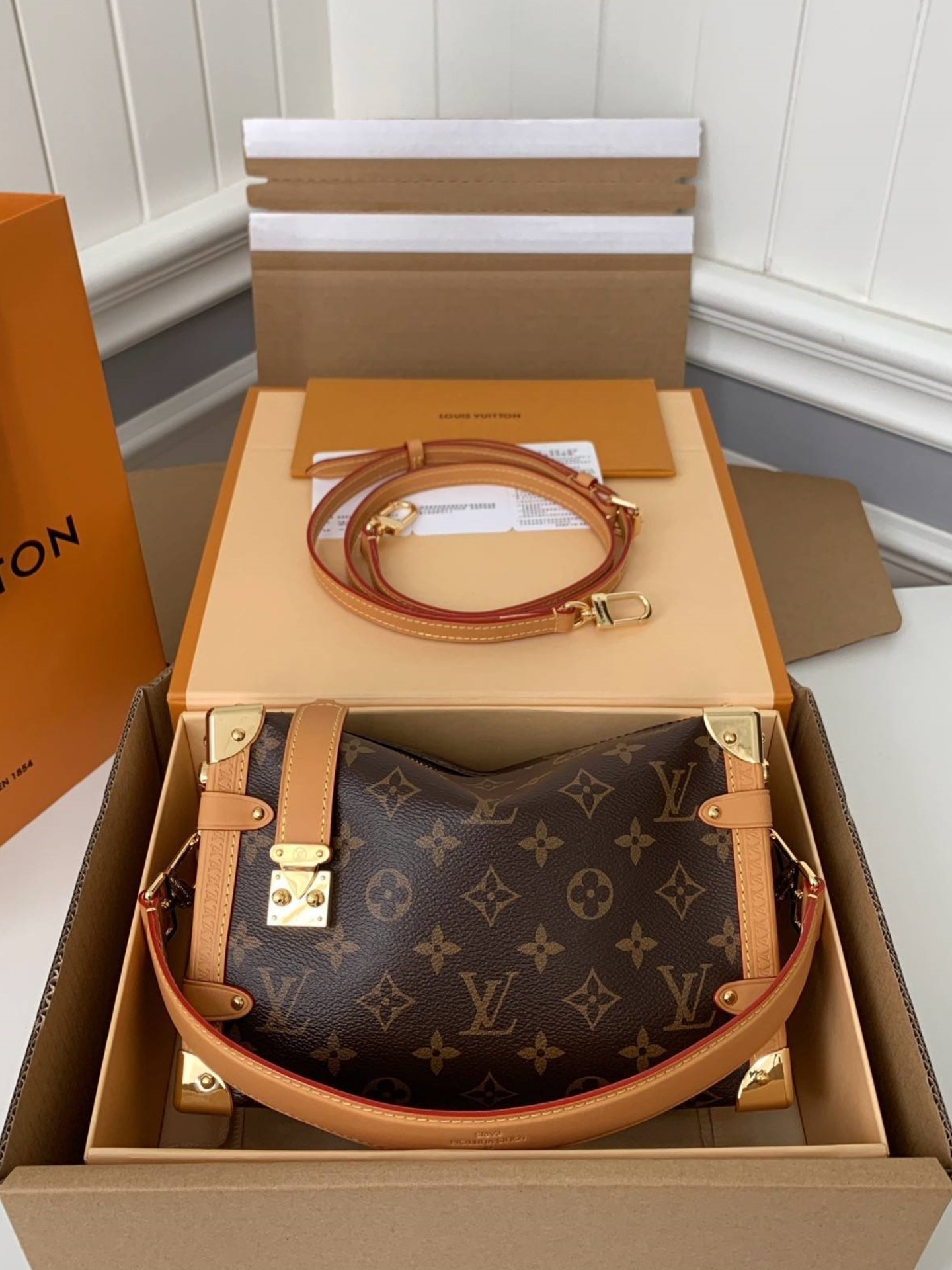 L*V Side Trunk  M46358，Size：21*14*6cm