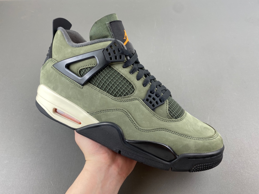 Jordan 4 Retro OG SP Undefeated  IB1519-200